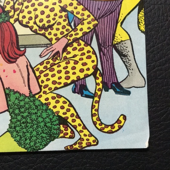 Vintage DC Comics The Super Friends comic book #1 1st Issue - Picture 4 of 6